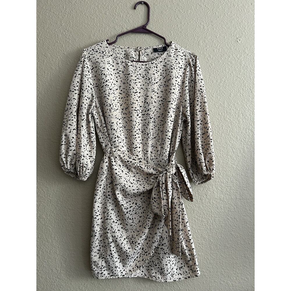 VICI Printed Tie Waist Wrap Dress Tan Black Womens MEDIUM